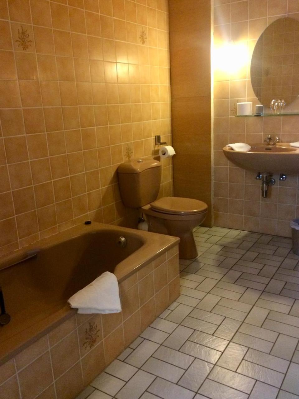 Hotel La Venerie ヴィルトン エクステリア 写真